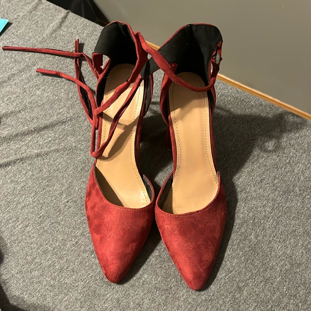 7.5 Red lace up heels